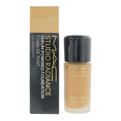 MAC Studio Radiance Serum Powered 30ml Foundation - NC40