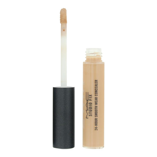 MAC Studio Fix 24 Hour Smooth Wear 7ml  Concealer - NC40